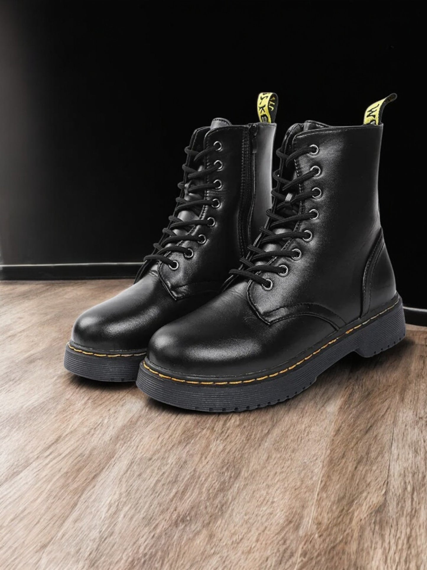 FAE | Stylish Boots for Women in High-Quality Synthetic Leather|Black