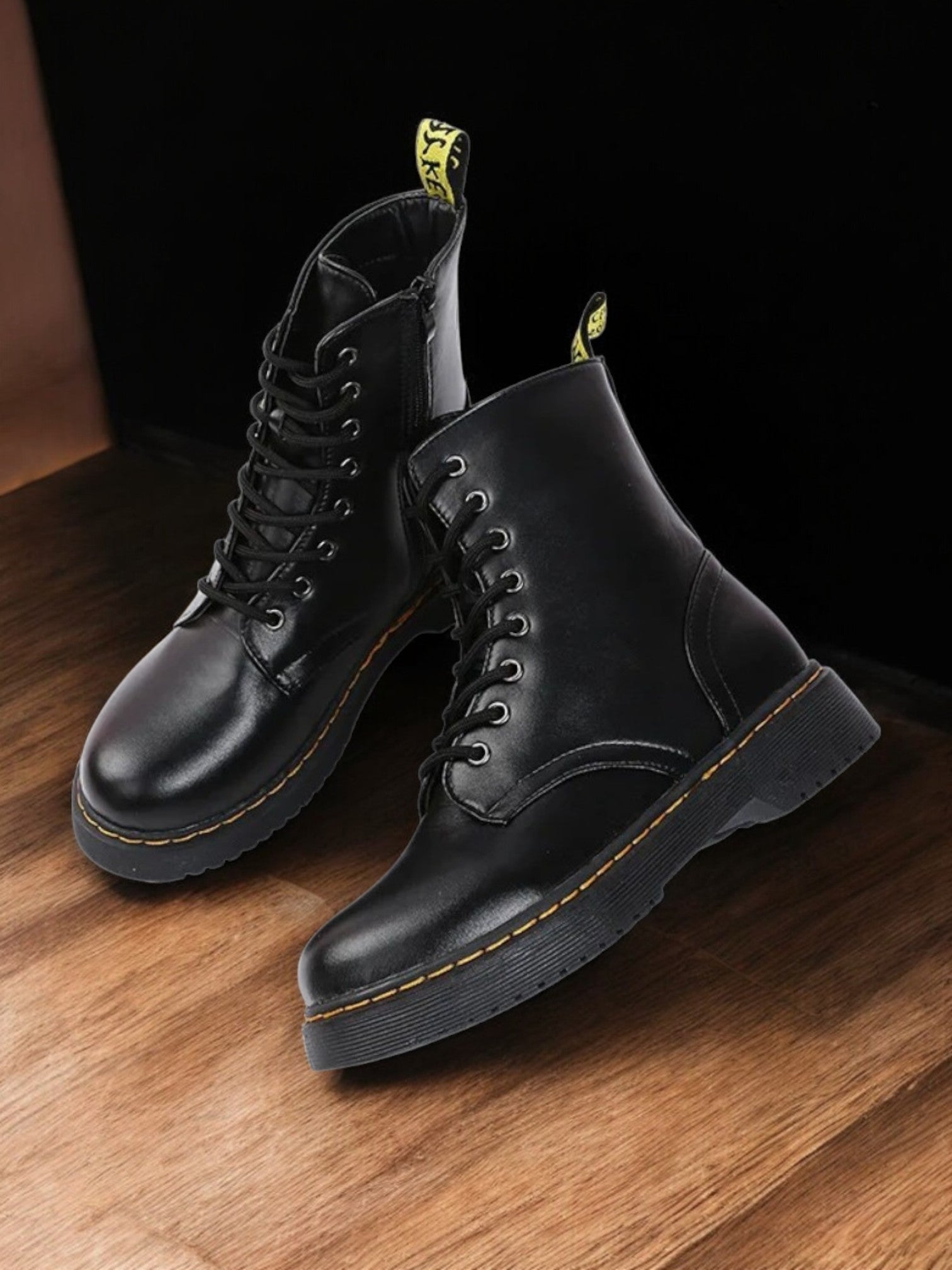 FAE | Stylish Boots for Women in High-Quality Synthetic Leather|Black 1