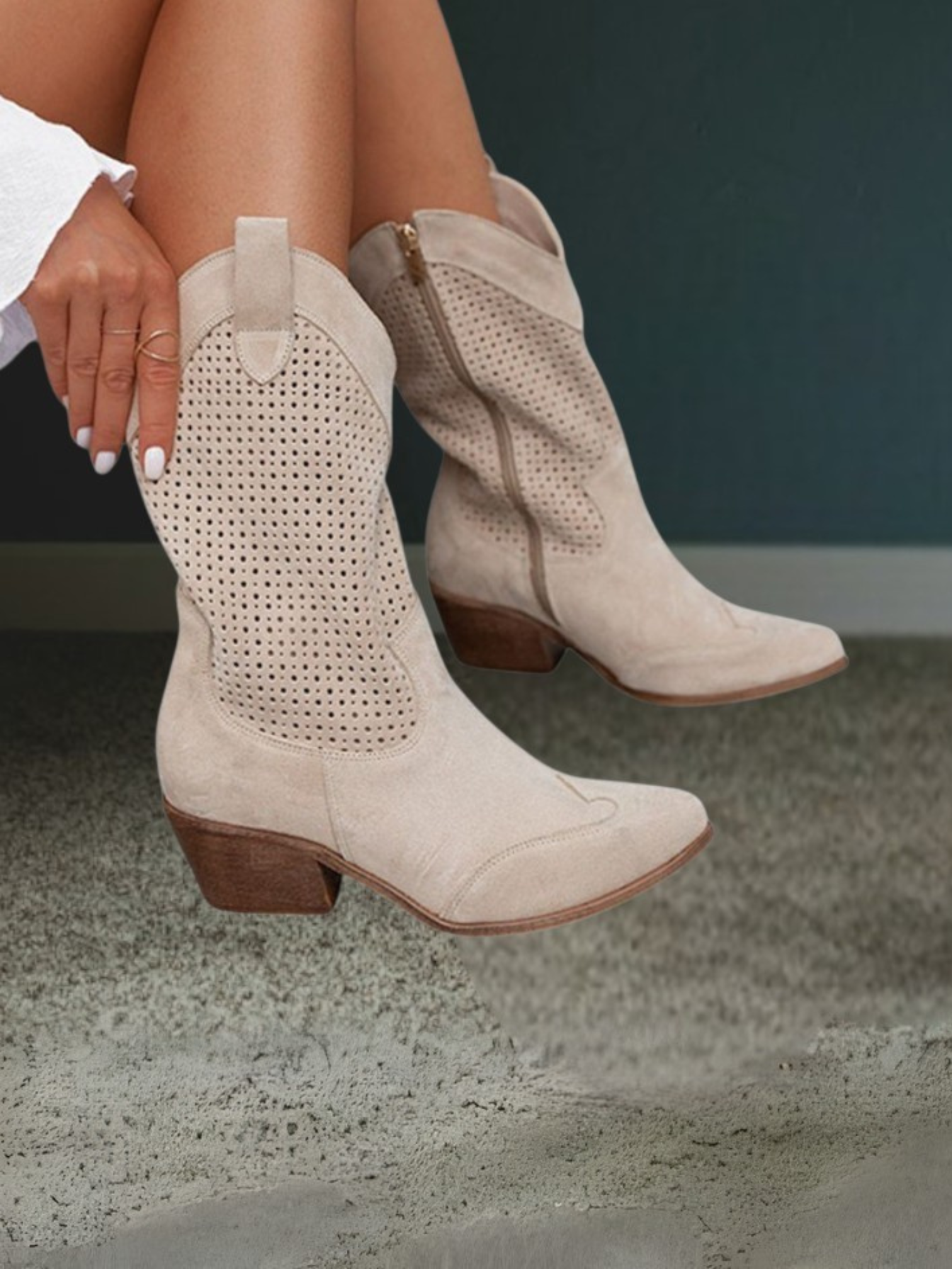 Jill | Women's Cowboy Style Orthopedic Boots with Shock-Absorbing Gel Sole for Comfort and Support | Beige - 3
